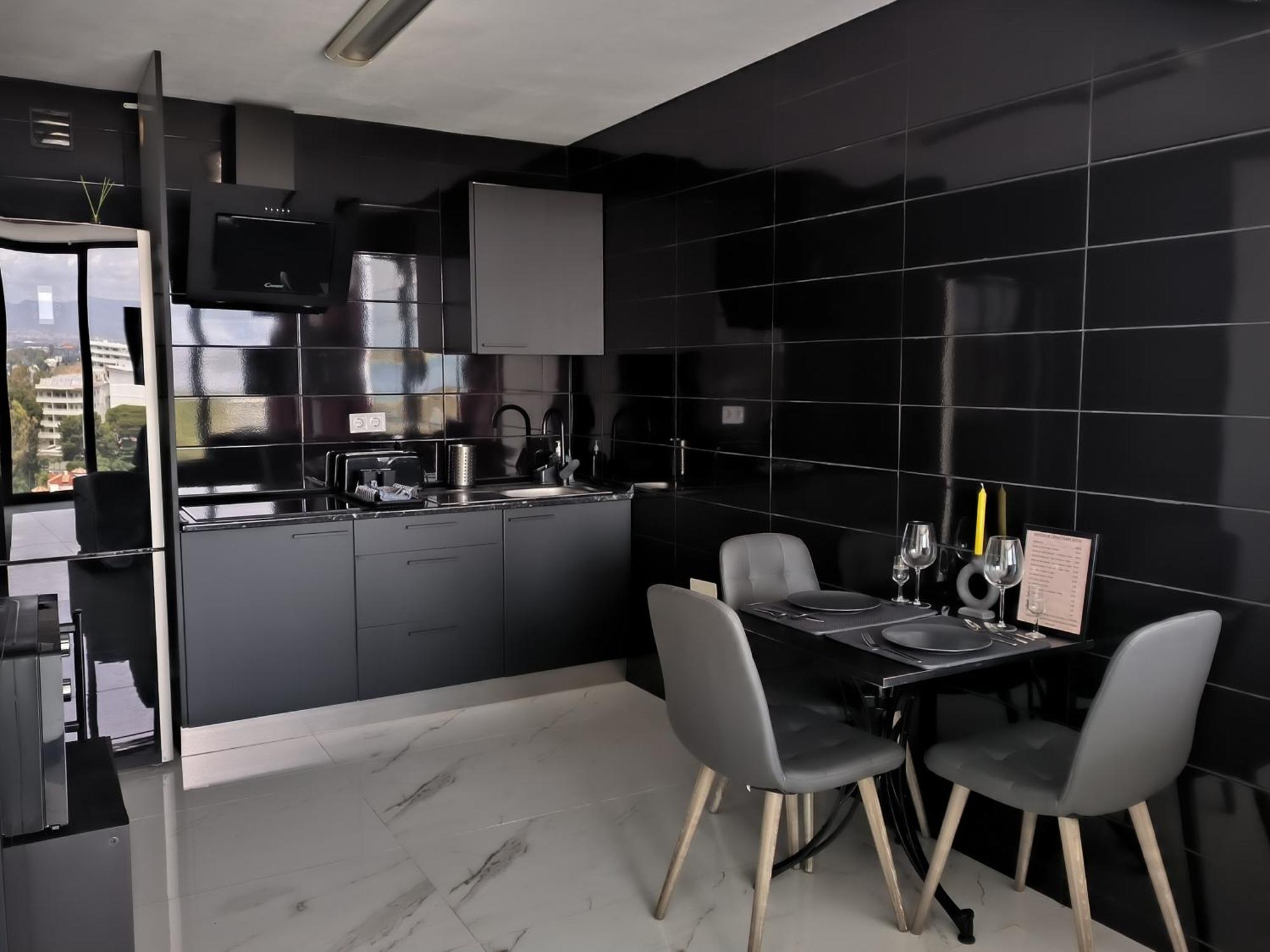 Pinar Suites Habitaciones Torremolinos Exteriér fotografie